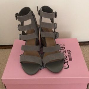 Crown vintage grey wedge sandal